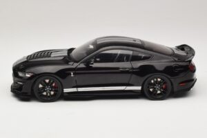 Ford Mustang Shelby GT500 S550 Negro IXO 1:18 U18RDC002-FO Metal - imagen 4 de 8