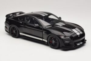 Ford Mustang Shelby GT500 S550 Negro IXO 1:18 U18RDC002-FO Metal - imagen 6 de 8