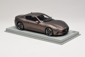 Maserati GranTurismo Trofeo Rame Folgore BBR 1:18 P18240AMAS Resina - imagen 4 de 7