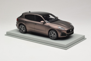 Maserati Grecale Bronce BBR 1:18 P18220FMAS Resina - imagen 4 de 7