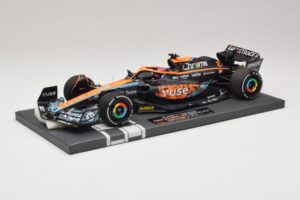 McLaren MCL36 #3 D. Ricciardo Abu Dhabi GP 2022 Minichamps 1:18 537224003 Resina