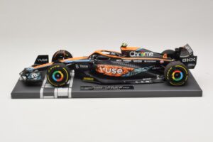 McLaren MCL36 #4 L. Norris Abu Dhabi GP 2022 Minichamps 1:18 537224004 Resina - imagen 3 de 7