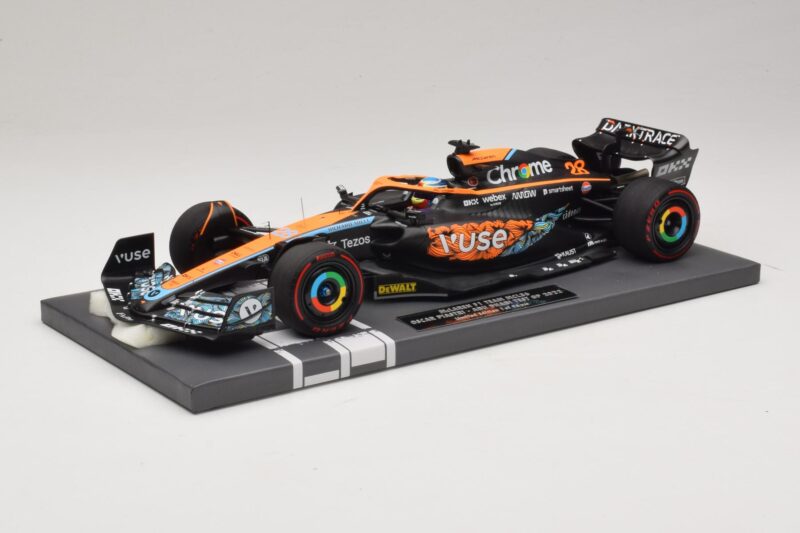 McLaren MCL36 O. Piastri Abu Dhabi Test 2022 Minichamps 1:18 537221828 Resina