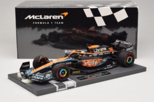 McLaren MCL36 O. Piastri Abu Dhabi Test 2022 Minichamps 1:18 537221828 Resina - imagen 7 de 7