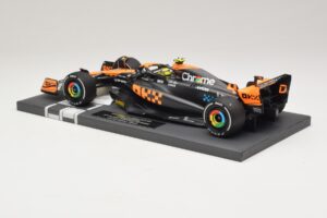 McLaren MCL60 #4 L. Norris 2nd Place Japanese GP 2023 Minichamps 1:18 537233504 Resina - imagen 5 de 7