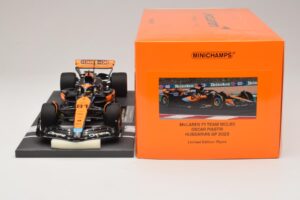 McLaren MCL60 #81 O. Piastri Hungarian GP 2023 Minichamps 1:18 537233081 Resina - imagen 6 de 7
