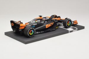 McLaren MCL60 #81 O. Piastri Japanese GP 2023 Minichamps 1:18 537233581 Resina - imagen 2 de 7