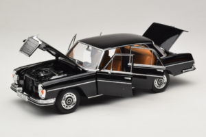 Mercedes 280 SE W108 Negro Norev 1:18 183360 Metal - imagen 2 de 8