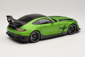 Mercedes AMG GT Black Series C190 Matt Green Metallic Minichamps 1:18 110032022 Metal - imagen 3 de 8