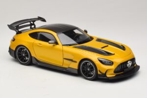 Mercedes AMG GT Black Series C190 Solarbeam Yellow Metallic Minichamps 1:18 110032021 Metal - imagen 6 de 8