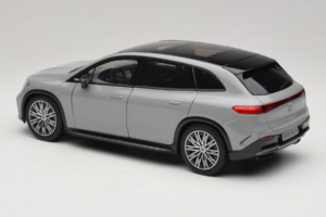Mercedes EQS SUV X296 Manufaktur Alpine Grey NZG 1:18 B66960591 Metal - imagen 7 de 8