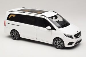 Mercedes V-Class W447 AMG Line Blanco Norev 1:18 183876 Metal - imagen 6 de 8