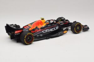 Oracle Red Bull Racing RB18 S. Perez Winner Monaco GP 2022 Minichamps 1:18 110220711 Resina - imagen 2 de 7