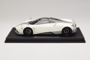 Pagani Huayra Luminous Green AB 1:18 REMC041 Resina