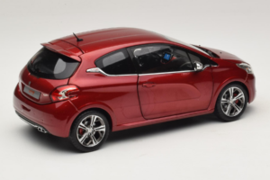 Peugeot 208 GTI Rubis Red Norev 1:18 184700 Metal - imagen 3 de 8
