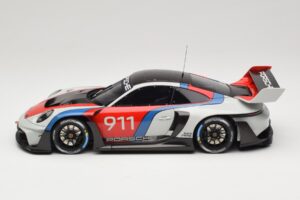 Porsche 911 992 GT3 R Rennsport GT Spirit 1:18 GT495 Resina - imagen 3 de 6