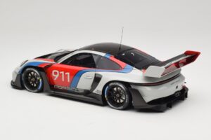 Porsche 911 992 GT3 R Rennsport GT Spirit 1:18 GT495 Resina - imagen 5 de 6