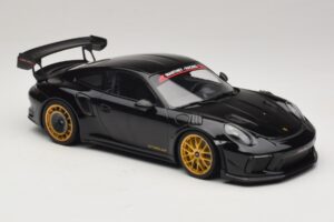 Porsche 911 992 GT3 RS Manthey Racing Negro con Llantas Doradas Minichamps 1:18 MR-911-GT3RS-1804 Metal - imagen 4 de 6
