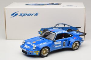 Porsche 911 RSR #6 Wallys Jeans Nurburgring 1974 Spark 1:18 18S088 Resina - imagen 6 de 6