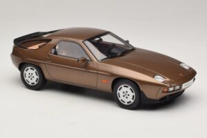 Porsche 928 S Tobacco Metallic GT Spirit 1:18 GT1005 Resina - imagen 4 de 6