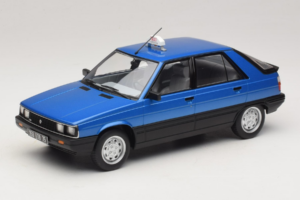 Renault 11 GTL Taxi James Bond MCG 1:18 MCG18833 Metal