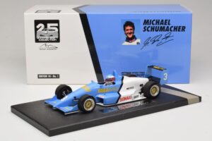 Reynard F903 Spiess M. Schumacher Winner Macau GP 1990 Minichamps 1:18 517901803 Resina - imagen 6 de 6