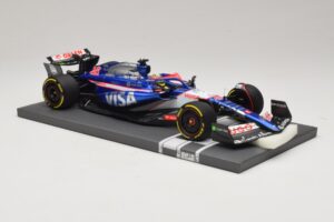 Visa Cash App RB VCARB 01 A. Iwasa FP1 Japanese GP 2024 Minichamps 1:18 117240440 Resina - imagen 4 de 7