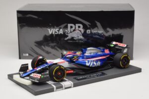 Visa Cash App RB VCARB 01 A. Iwasa FP1 Japanese GP 2024 Minichamps 1:18 117240440 Resina - imagen 7 de 7