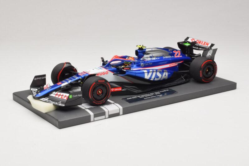 Visa Cash App RB VCARB 01 Y. Tsunoda 2024 Minichamps 1:18 117240122 Resina