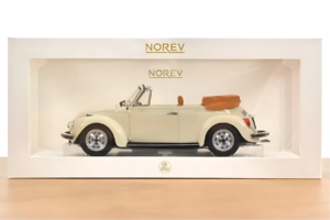 Volkswagen 1303 Descapotable Cream White Norev 1:18 188535 Metal - imagen 2 de 2
