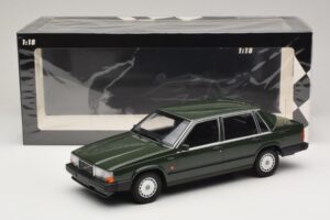 Volvo 740 GL Verde Oscuro Minichamps 1:18 155171702 Metal - imagen 6 de 6