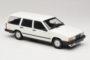 Volvo 740 GL Familiar Blanco Minichamps 1:18 155171772 Metal - imagen 4 de 6
