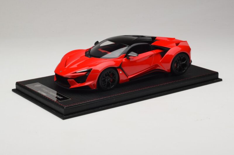 W Motors Fenyr Supersport Rojo SophiArt 1:18 SA003-06 Resina