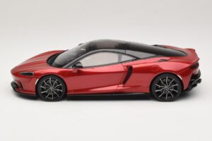 McLaren GTS Rojo GT Spirit 1:18 GT971 Resina - imagen 3 de 6