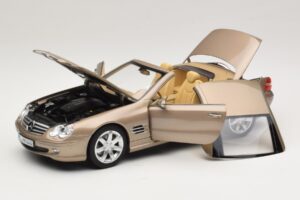 Mercedes SL500 R230 Travertine Beige Norev 1:18 183843 Metal - imagen 2 de 9