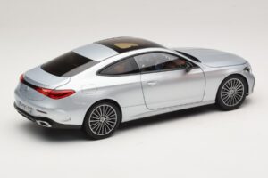 Mercedes CLE C236 Coupé Hightech Silver Norev 1:18 183939 Metal - imagen 3 de 8