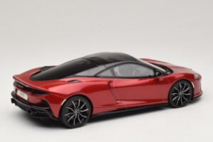 McLaren GTS Rojo GT Spirit 1:18 GT971 Resina - imagen 2 de 6