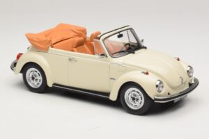 Volkswagen 1303 Descapotable Cream White Norev 1:18 188535 Metal - imagen 4 de 6