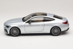 Mercedes CLE C236 Coupé Hightech Silver Norev 1:18 183939 Metal - imagen 4 de 8