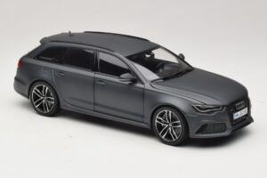 Audi RS6 C7 Avant Daytona Grey Minichamps 1:18 5011216225 Metal - imagen 7 de 8