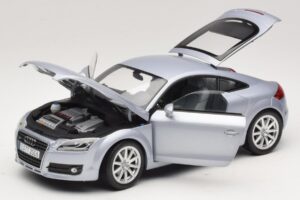 Audi TT 8N Silverblue Metallic Minichamps 1:18 100015020 Metal - imagen 2 de 8