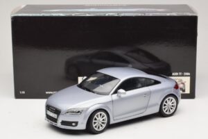 Audi TT 8N Silverblue Metallic Minichamps 1:18 100015020 Metal - imagen 8 de 8
