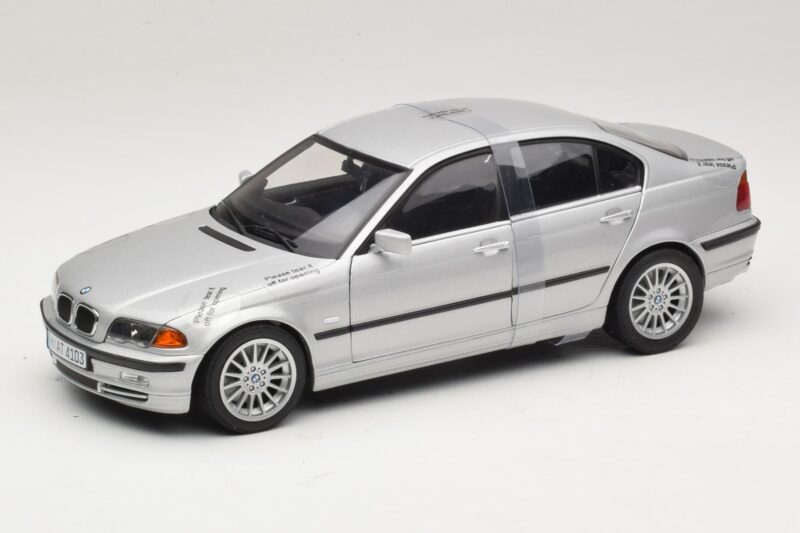 BMW 3-Series E46 6-Cylinder Plata UT Models 1:18 20512 Metal