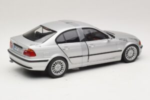 BMW 3-Series E46 6-Cylinder Plata UT Models 1:18 20512 Metal - imagen 2 de 6