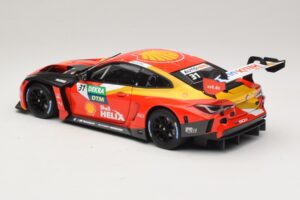 BMW M4 GT3 #31 Schubert Motorsport S. van der Linde Winner DTM Lausitzring 2022 Minichamps 1:18 113222031 Metal - imagen 7 de 8