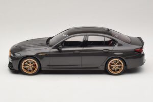 BMW M5 CS F90 Brands Hatch Grey Metallic GT Spirit 1:18 GT993 Resina - imagen 3 de 6