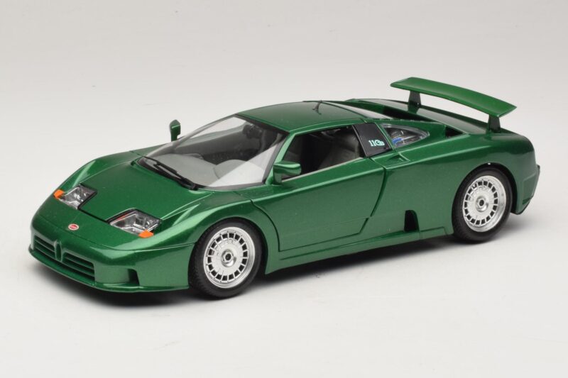 Bugatti EB110 Verde Metalizado Bburago 1:18 3003 Metal
