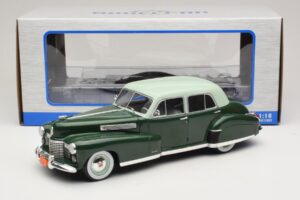 Cadillac Fleetwood Series 60 Special Verde MCG 1:18 MCG18657 Metal - imagen 6 de 6