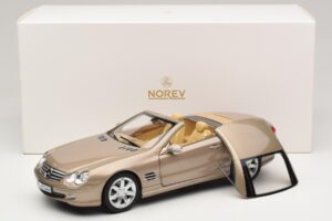 Mercedes SL500 R230 Travertine Beige Norev 1:18 183843 Metal - imagen 9 de 9