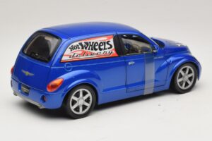Chrysler PT Cruiser Reparto Azul Hot Wheels 1:18 29616 Metal - imagen 2 de 7